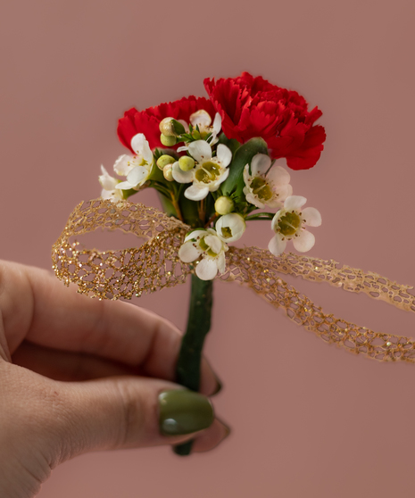 CHERRY CRUSH BOUTONNIERE