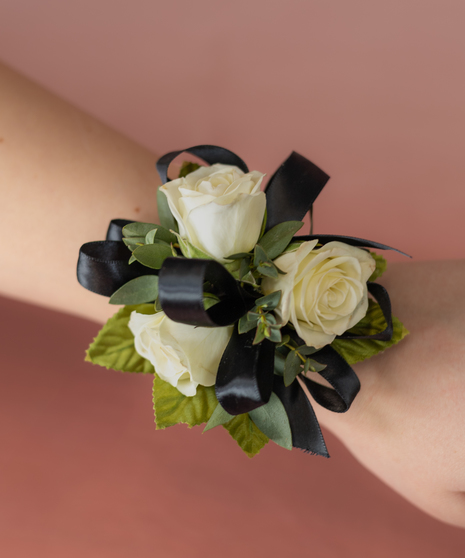 CUSTOM CORSAGE