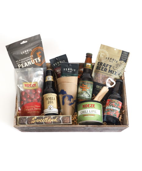 SWEET & SALTY SIPS GOURMET BASKET