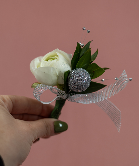 SUGAR RUSH BOUTONNIERE