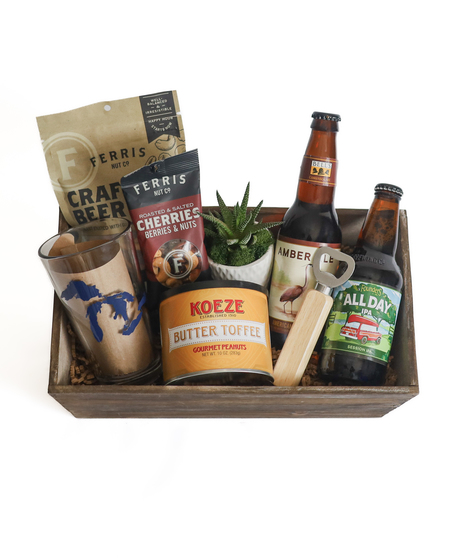 MICHIGAN CHEERS GIFT CRATE