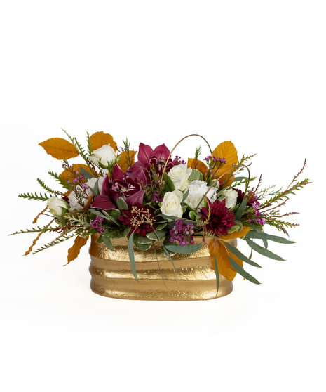 BLOOMS OF ELEGANCE